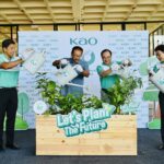 คาโอ ฉลองครบรอบ 60 ปี จับมือ กรุงเทพมหานคร สร้างอนาคตสีเขียวผ่านกิจกรรม Let’s Plant the Future ส่งมอบต้นไม้ 1,000 ต้น เพิ่มปอดให้ชาวกรุง